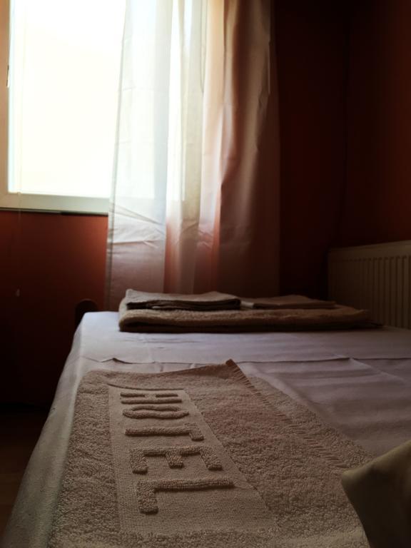 Rooms Gat Subotica Esterno foto