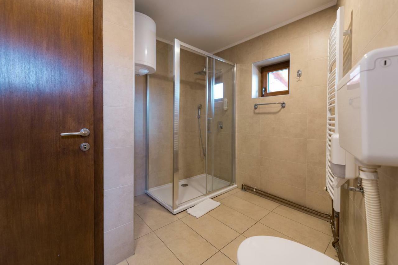 Rooms Gat Subotica Esterno foto