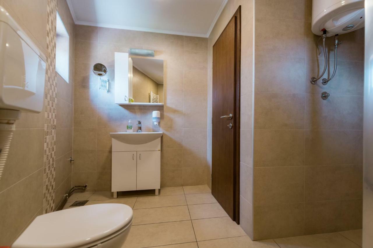 Rooms Gat Subotica Esterno foto